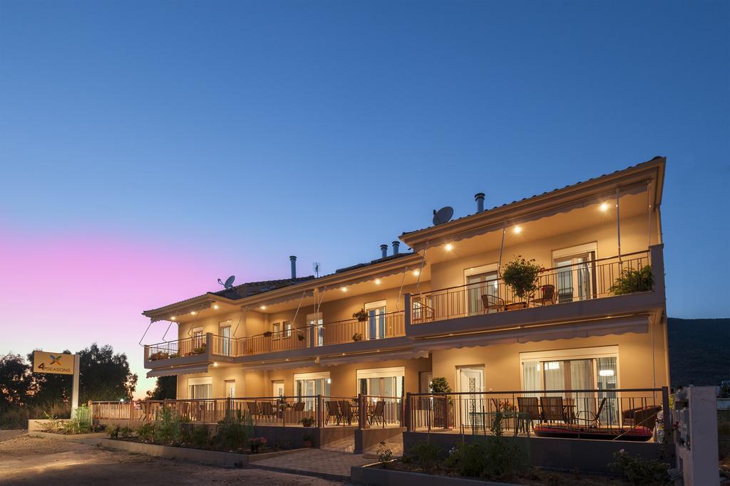 4 Seasons Villas Plataria Room photo